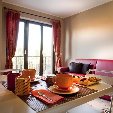 Veronaforent Girasole Apartment